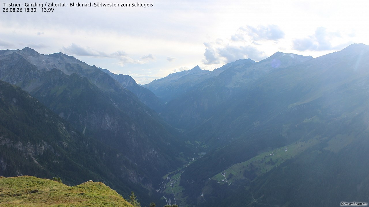 Archiv Foto Webcam Tristner/ Zillertal - Blick zum Grinberg