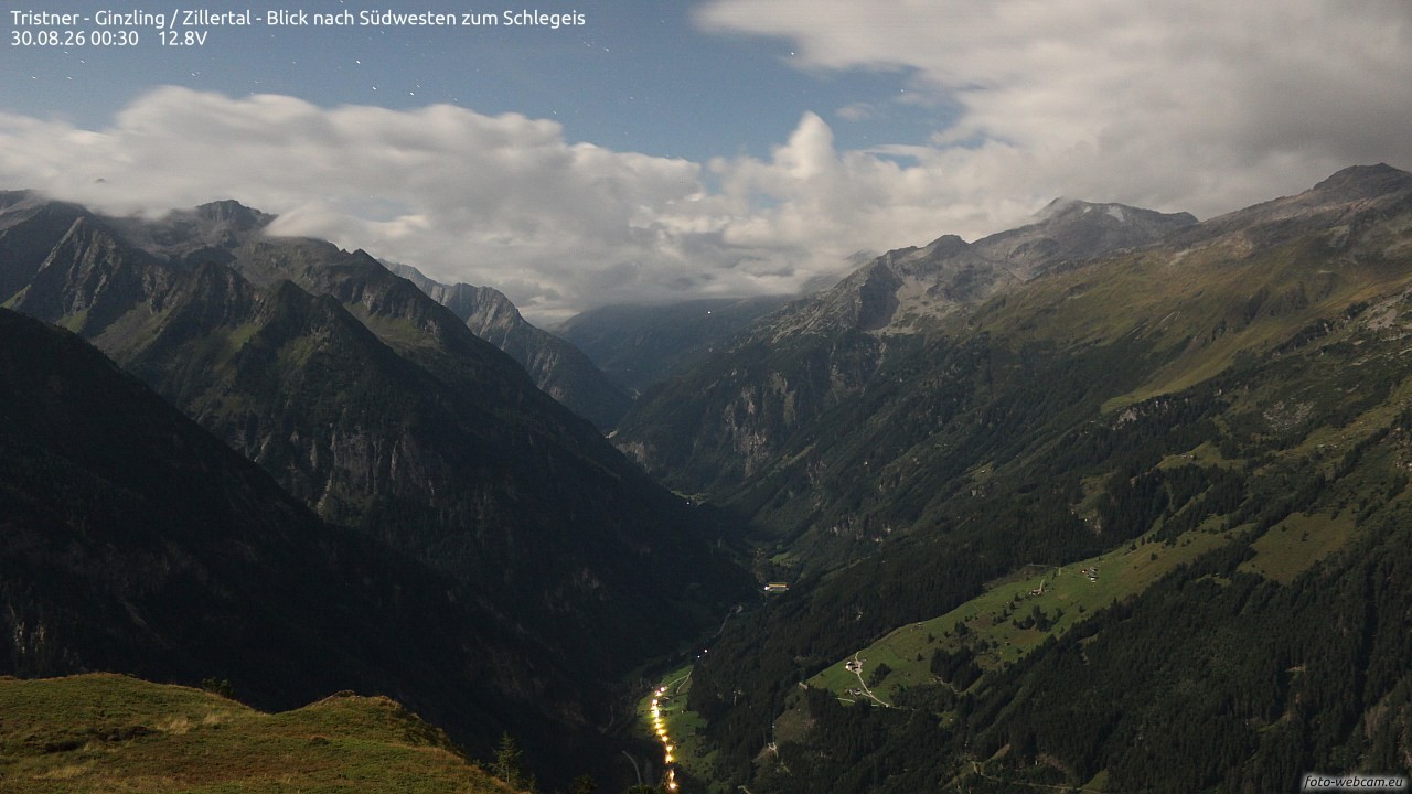 Archiv Foto Webcam Tristner/ Zillertal - Blick zum Grinberg