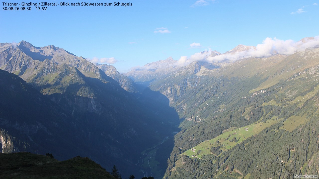 Archived image Webcam Tristner/ Zillertal - View to Grinberg