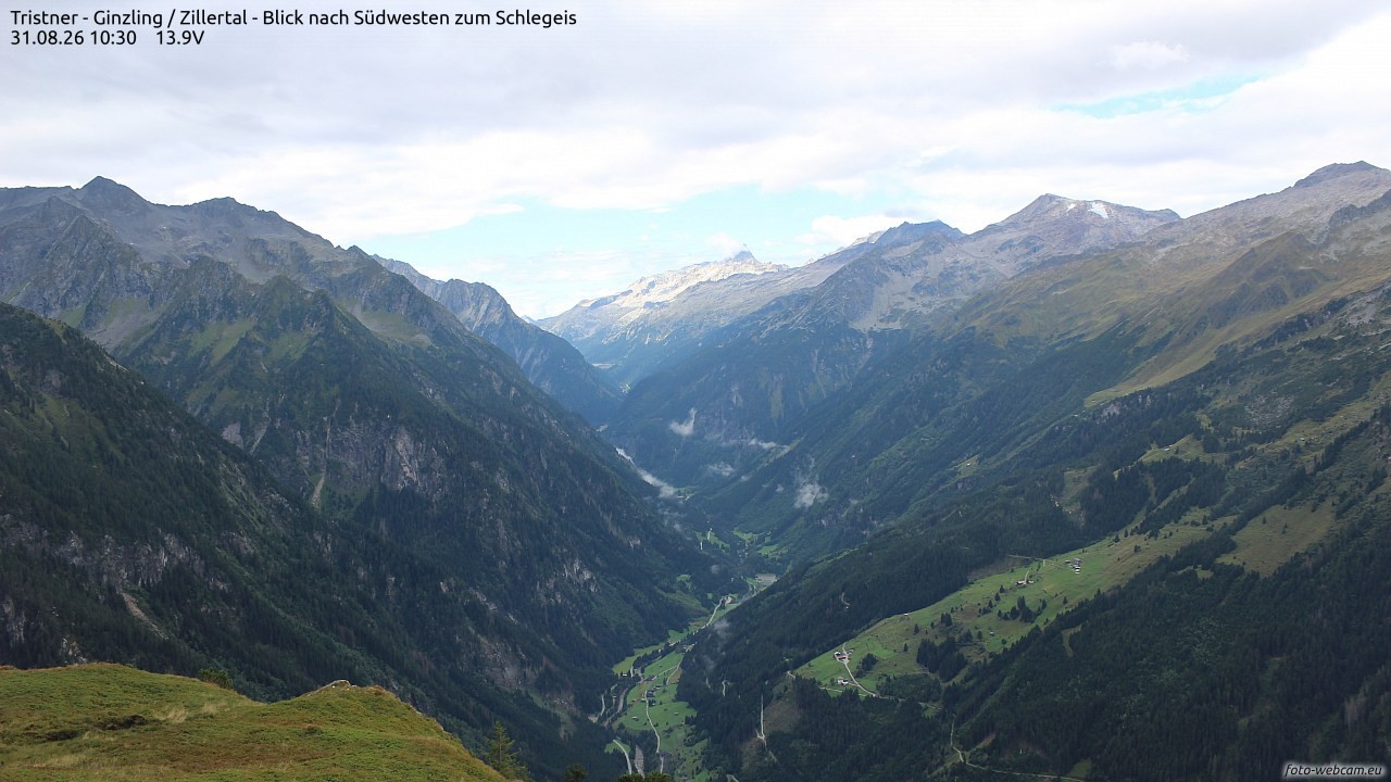Archived image Webcam Tristner/ Zillertal - View to Grinberg