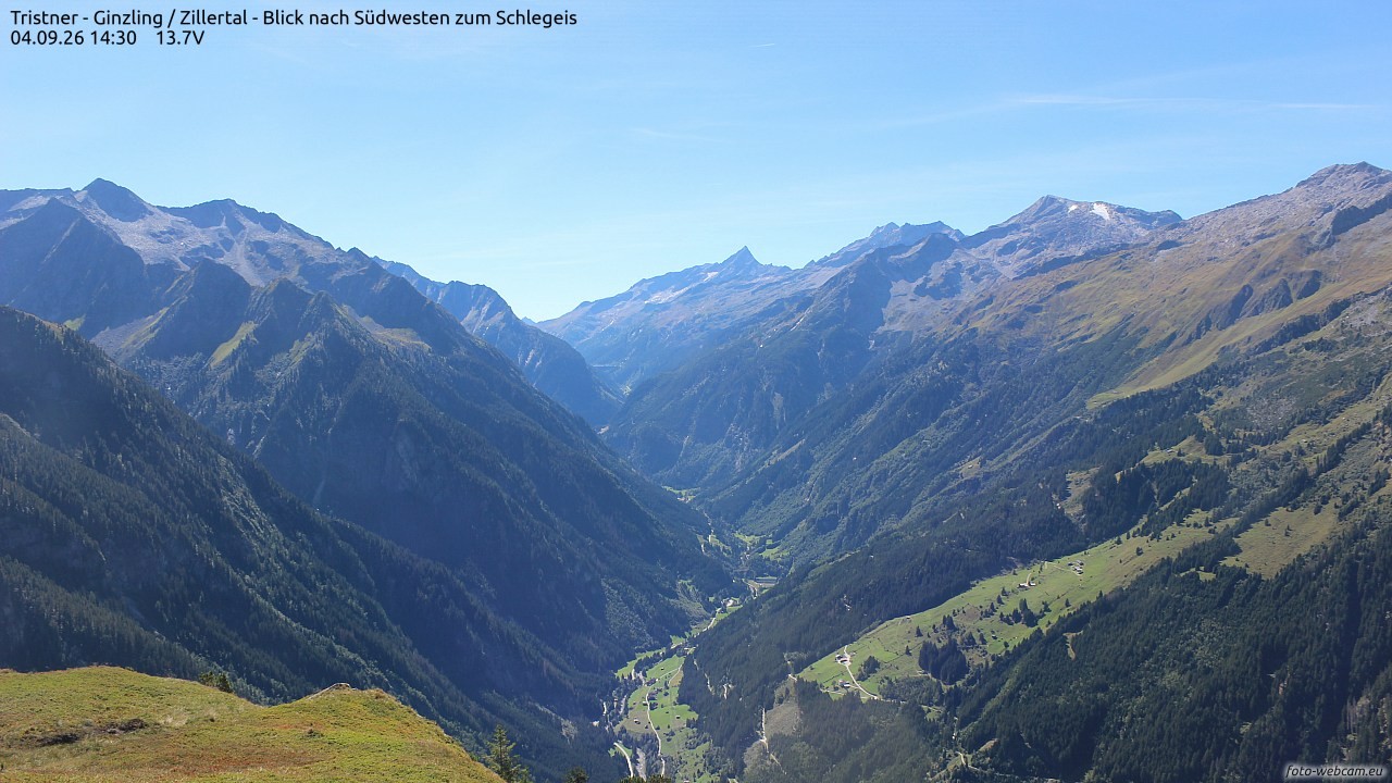 Archived image Webcam Tristner/ Zillertal - View to Grinberg