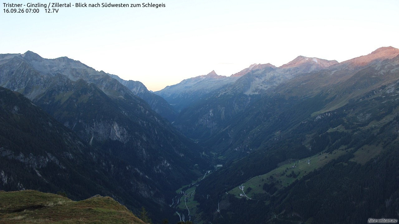 Archiv Foto Webcam Tristner/ Zillertal - Blick zum Grinberg