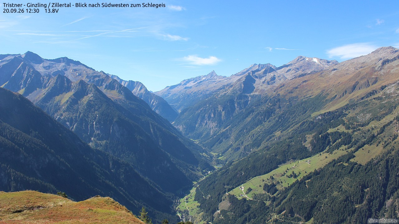 Archived image Webcam Tristner/ Zillertal - View to Grinberg
