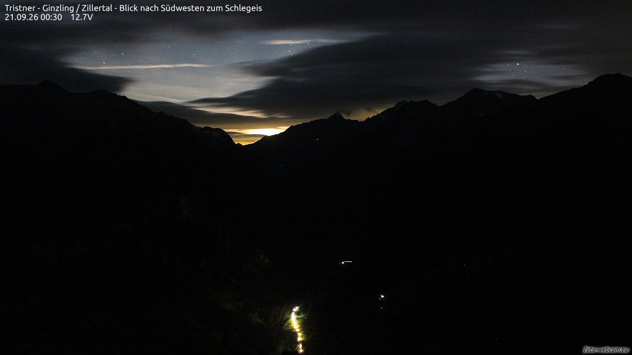 Archiv Foto Webcam Tristner/ Zillertal - Blick zum Grinberg