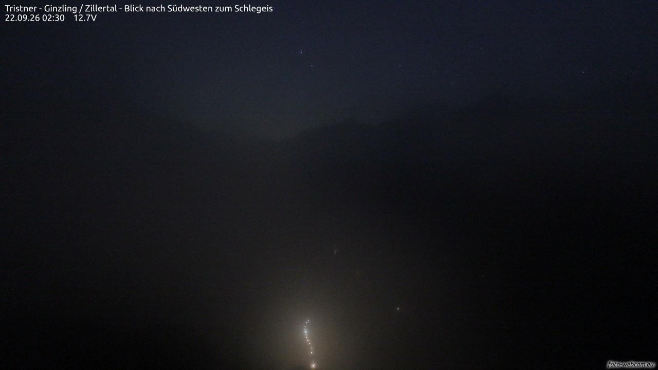 Archived image Webcam Tristner/ Zillertal - View to Grinberg