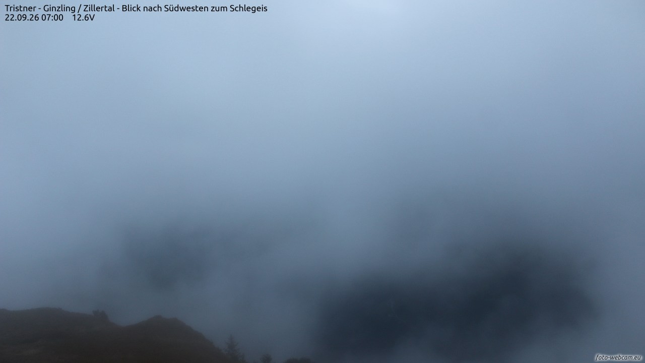 Archived image Webcam Tristner/ Zillertal - View to Grinberg