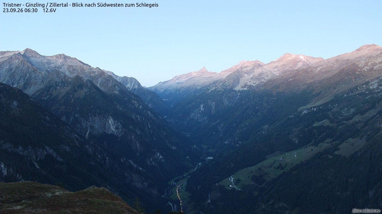 Archiv Foto Webcam Tristner/ Zillertal - Blick zum Grinberg
