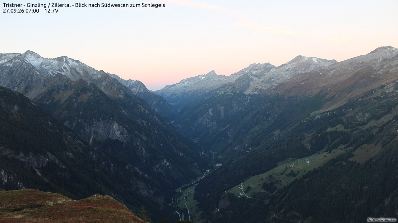 Archiv Foto Webcam Tristner/ Zillertal - Blick zum Grinberg