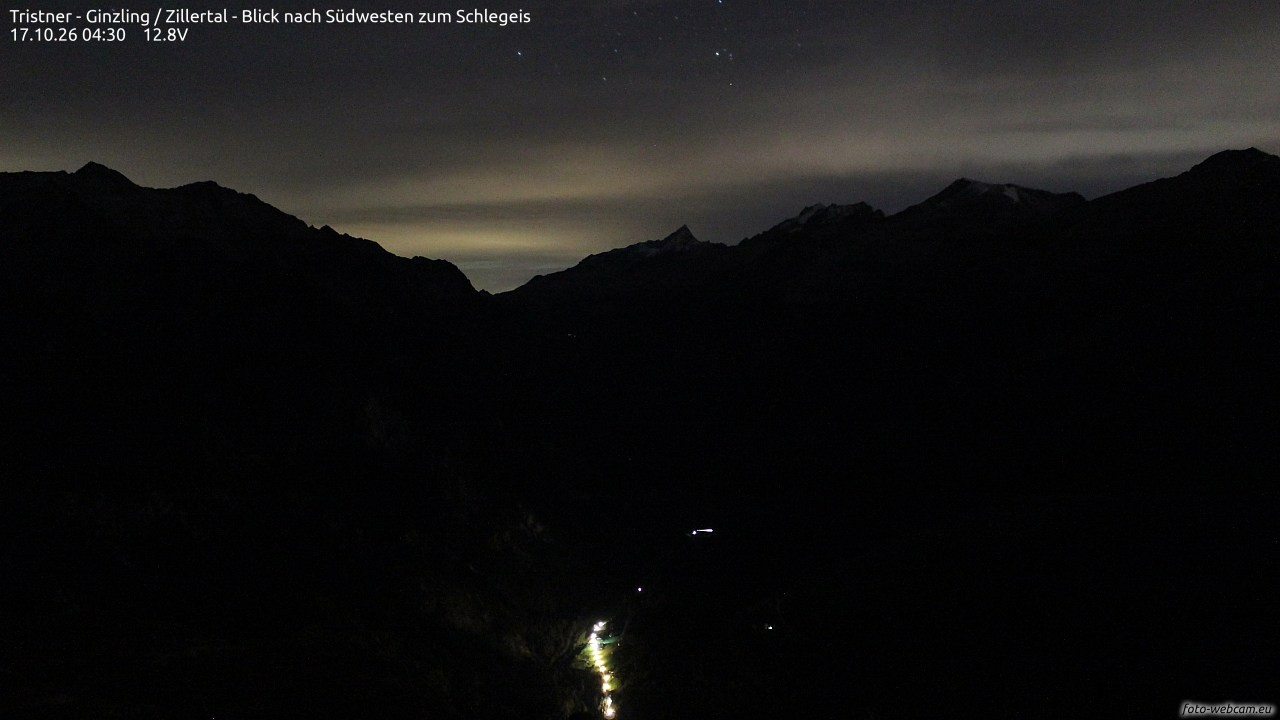 Archived image Webcam Tristner/ Zillertal - View to Grinberg
