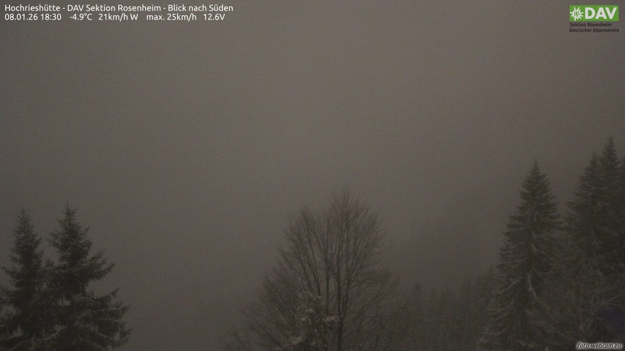 Archived image Webcam Hochrieshütte - View to the south