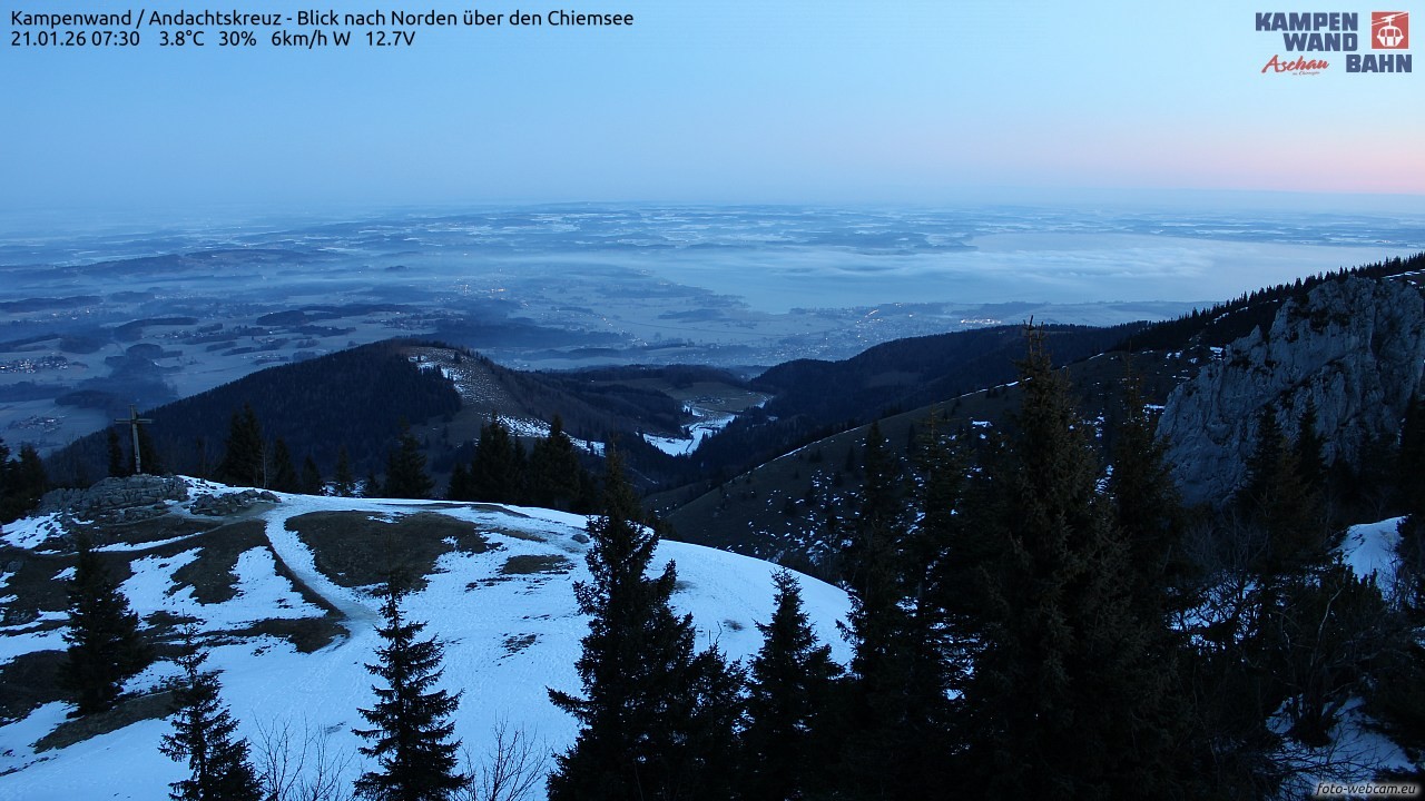Archiv Foto Webcam Kampenwand - Blick nach Norden über den Chiemsee