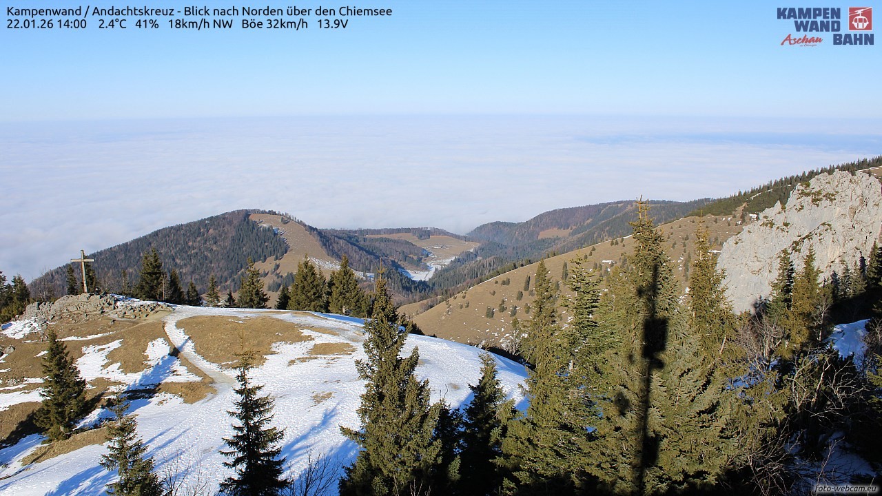 Archiv Foto Webcam Kampenwand - Blick nach Norden über den Chiemsee