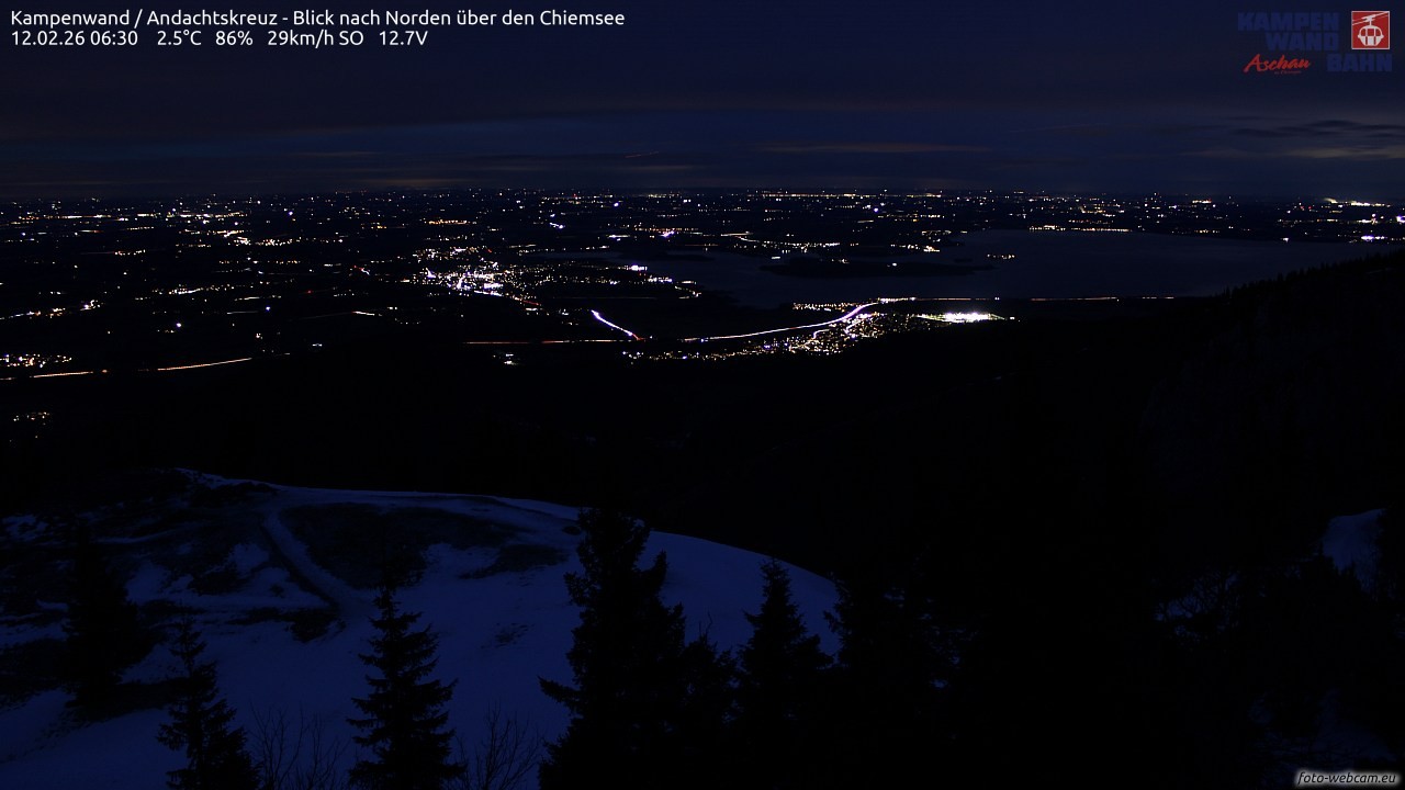 Archiv Foto Webcam Kampenwand - Blick nach Norden über den Chiemsee