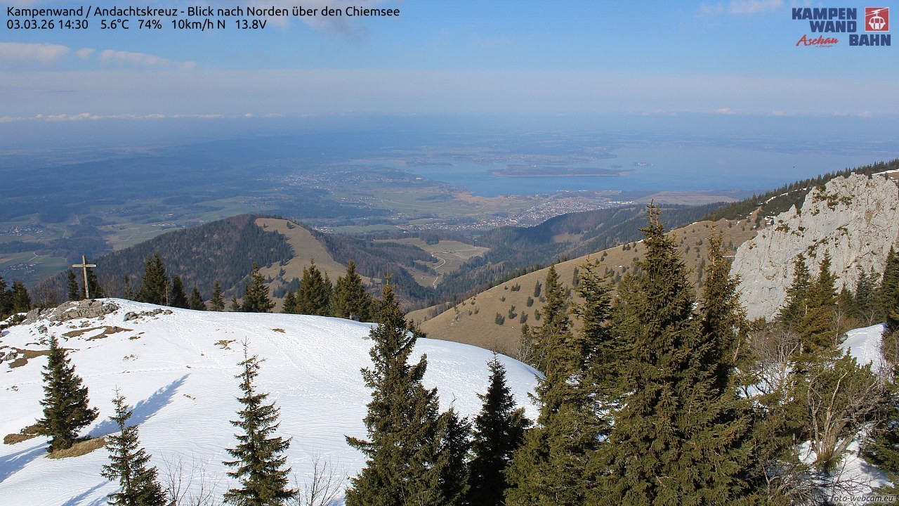 Archiv Foto Webcam Kampenwand - Blick nach Norden über den Chiemsee