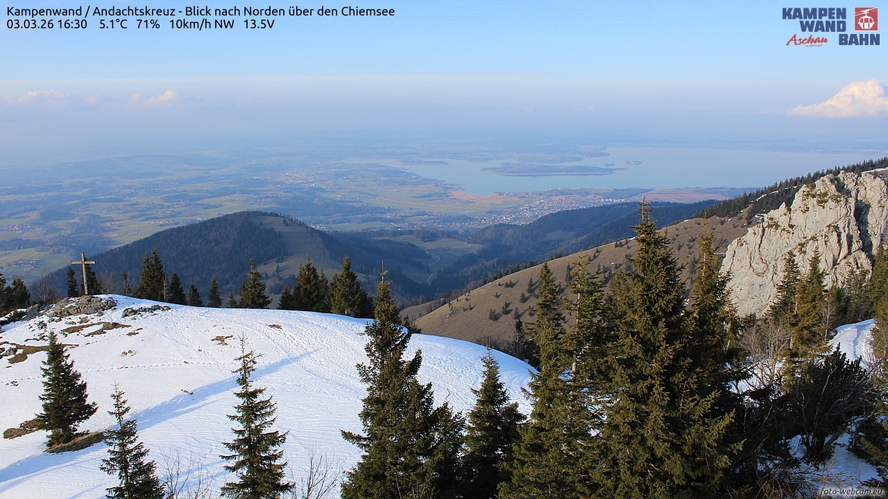 Archiv Foto Webcam Kampenwand - Blick nach Norden über den Chiemsee