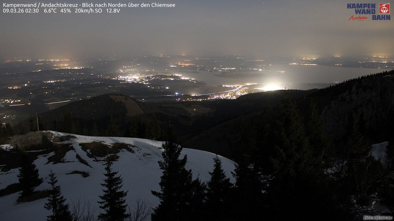 Archiv Foto Webcam Kampenwand - Blick nach Norden über den Chiemsee