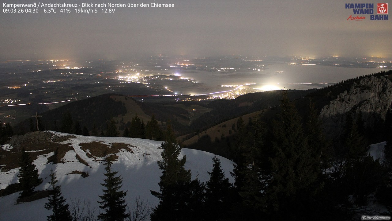 Archiv Foto Webcam Kampenwand - Blick nach Norden über den Chiemsee