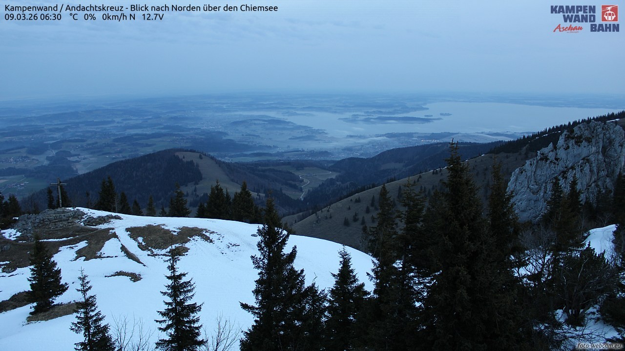 Archiv Foto Webcam Kampenwand - Blick nach Norden über den Chiemsee