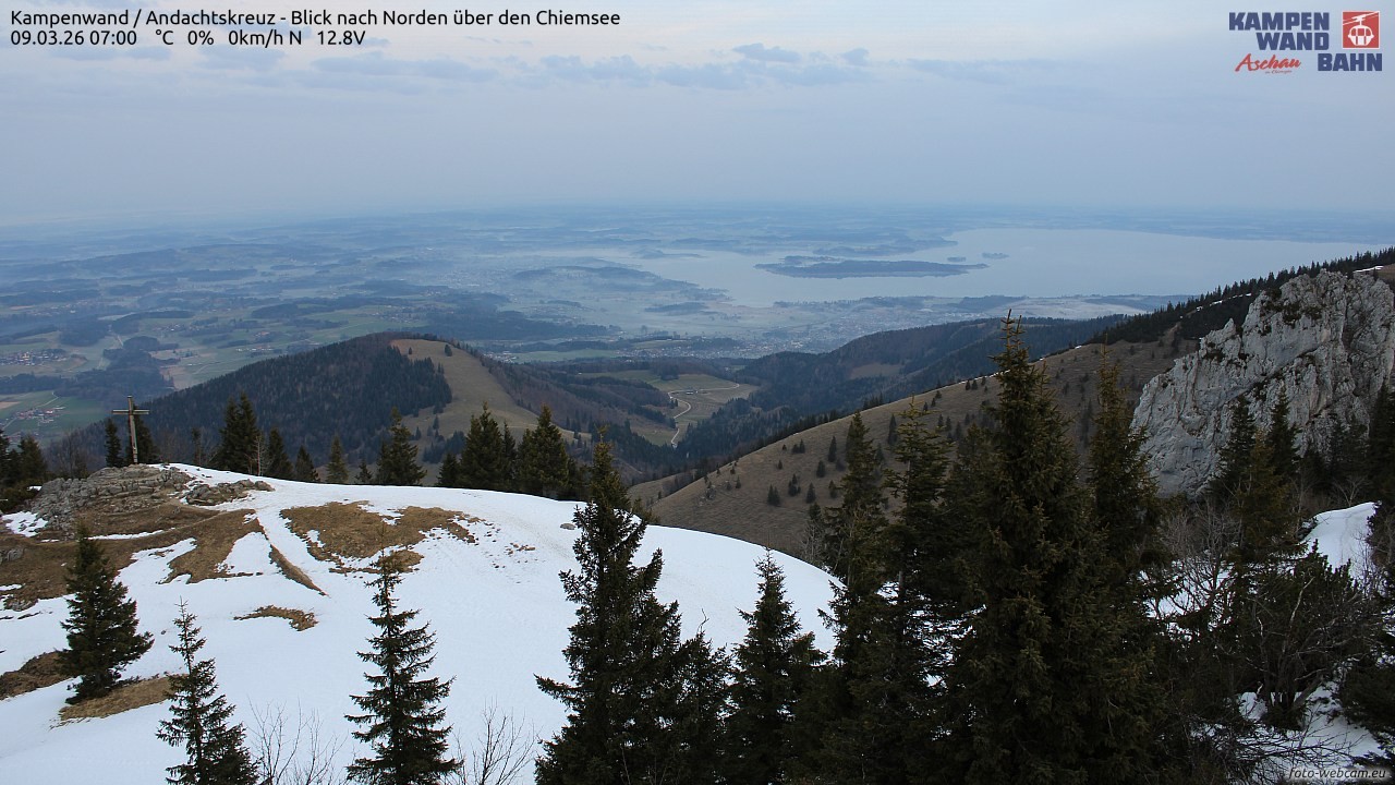 Archiv Foto Webcam Kampenwand - Blick nach Norden über den Chiemsee