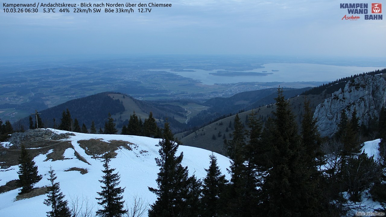 Archiv Foto Webcam Kampenwand - Blick nach Norden über den Chiemsee