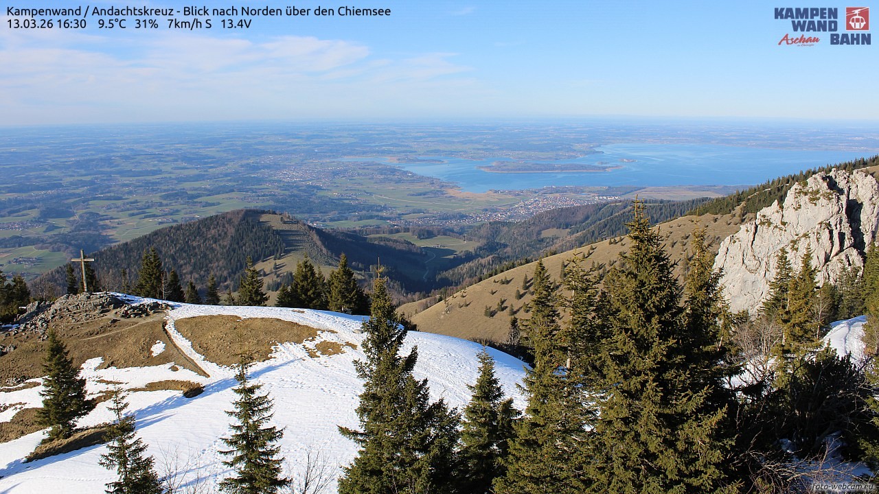 Archiv Foto Webcam Kampenwand - Blick nach Norden über den Chiemsee