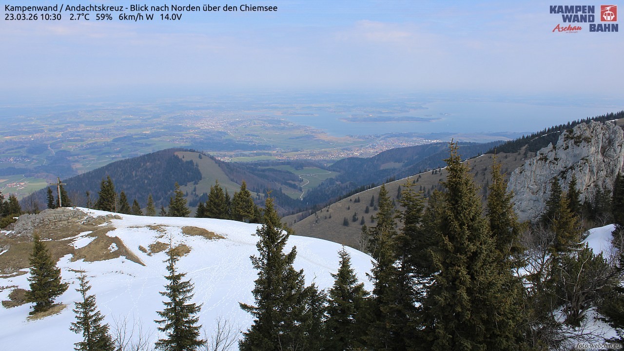 Archiv Foto Webcam Kampenwand - Blick nach Norden über den Chiemsee