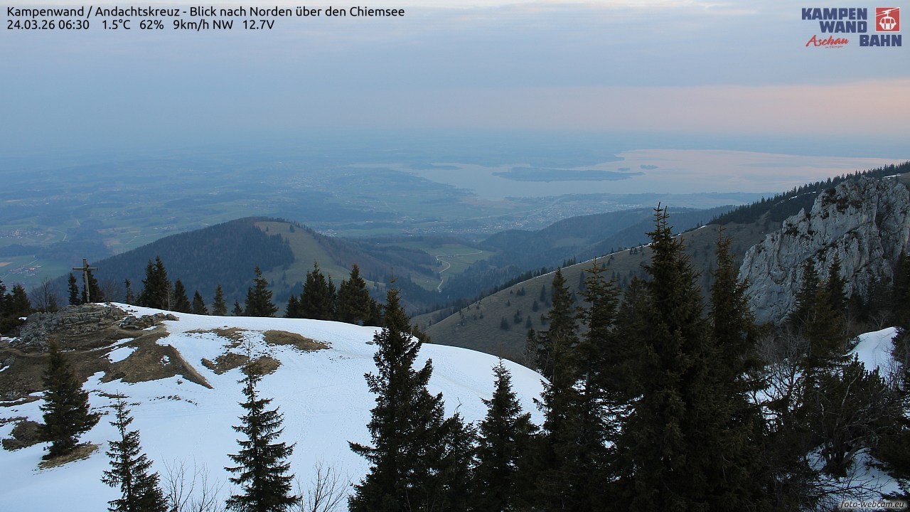 Archiv Foto Webcam Kampenwand - Blick nach Norden über den Chiemsee