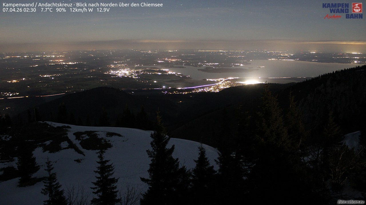Archiv Foto Webcam Kampenwand - Blick nach Norden über den Chiemsee