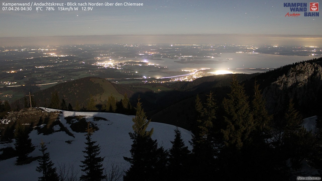 Archiv Foto Webcam Kampenwand - Blick nach Norden über den Chiemsee
