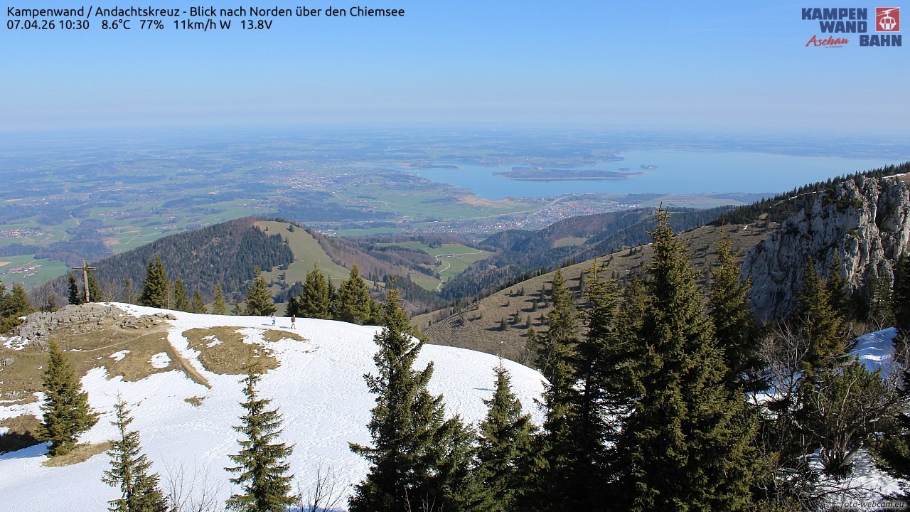 Archiv Foto Webcam Kampenwand - Blick nach Norden über den Chiemsee