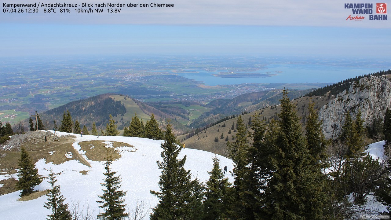 Archiv Foto Webcam Kampenwand - Blick nach Norden über den Chiemsee