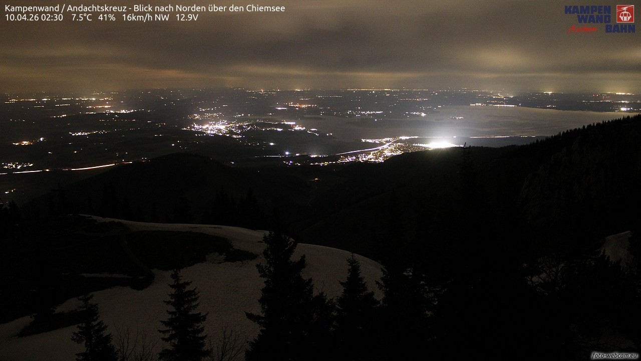 Archiv Foto Webcam Kampenwand - Blick nach Norden über den Chiemsee