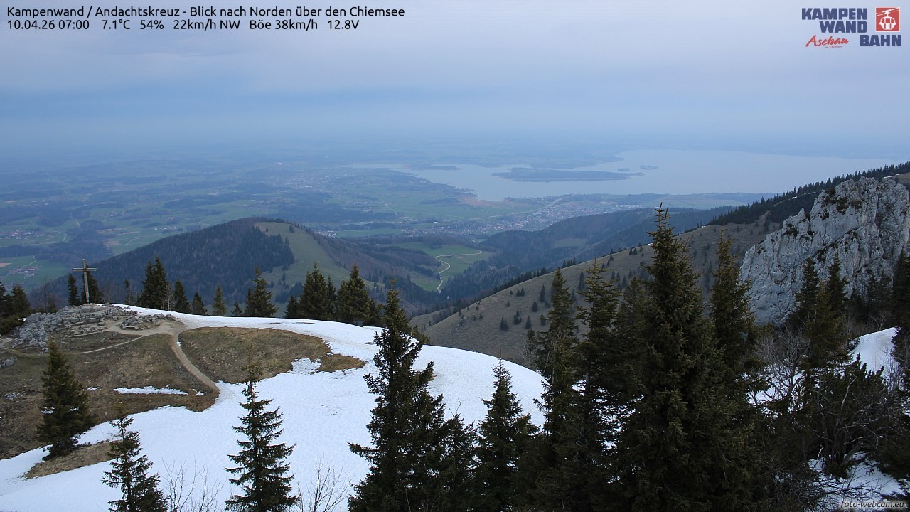 Archiv Foto Webcam Kampenwand - Blick nach Norden über den Chiemsee