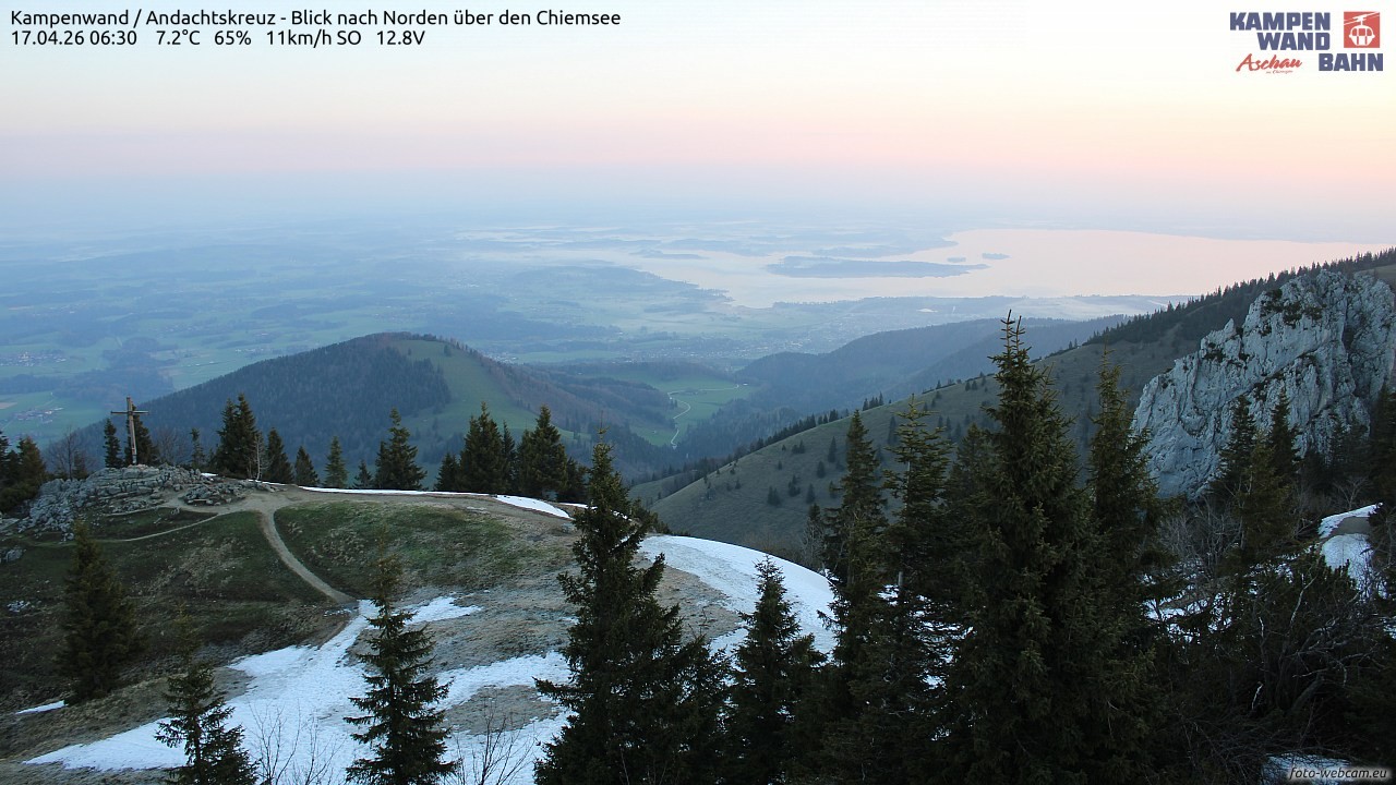 Archiv Foto Webcam Kampenwand - Blick nach Norden über den Chiemsee