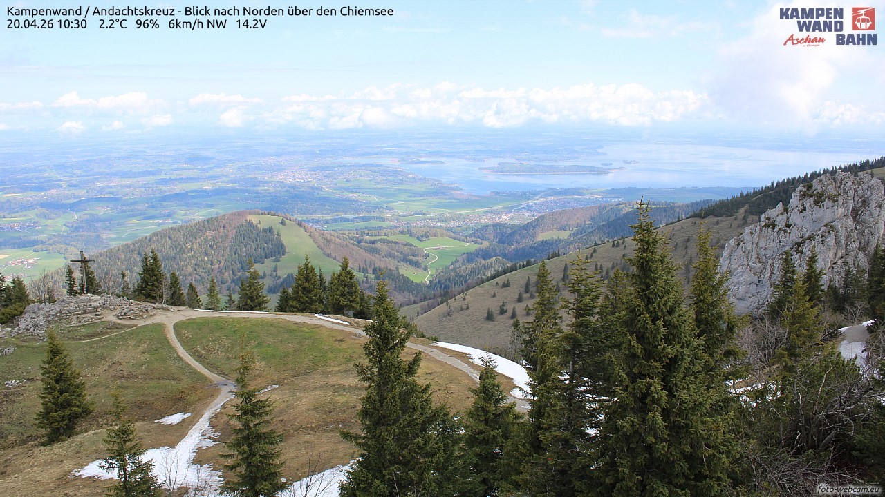 Archiv Foto Webcam Kampenwand - Blick nach Norden über den Chiemsee