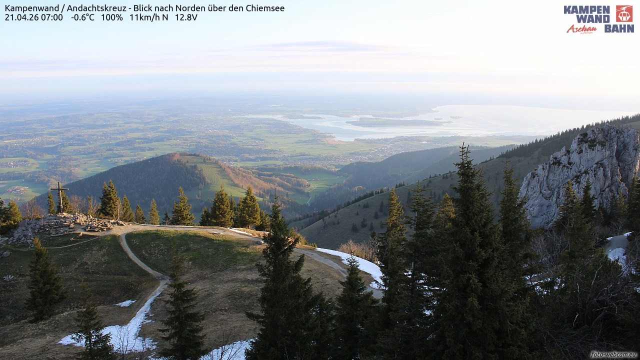 Archiv Foto Webcam Kampenwand - Blick nach Norden über den Chiemsee