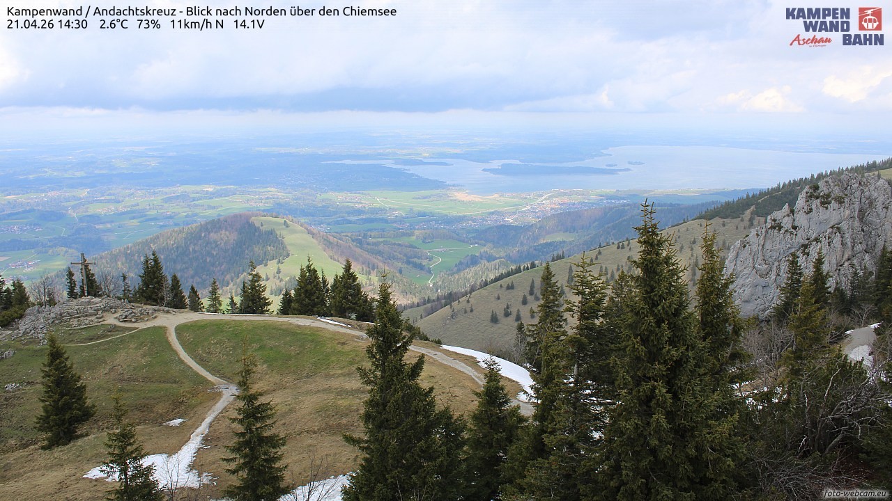 Archiv Foto Webcam Kampenwand - Blick nach Norden über den Chiemsee