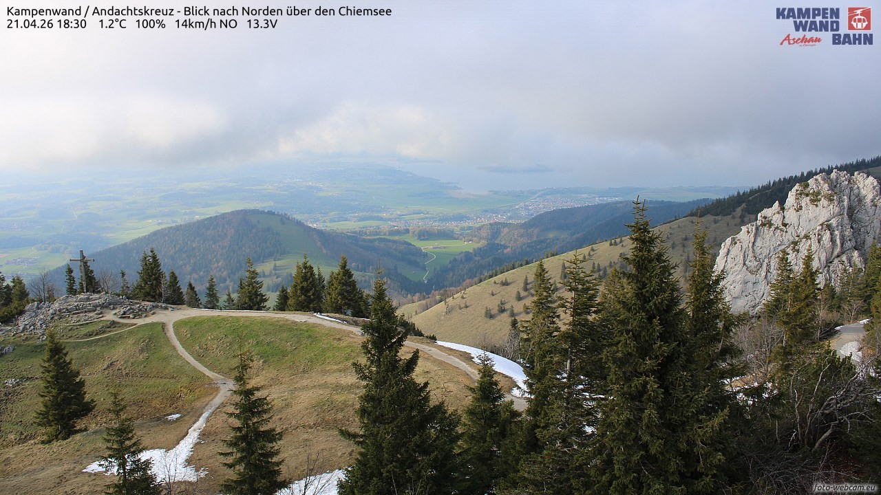 Archiv Foto Webcam Kampenwand - Blick nach Norden über den Chiemsee