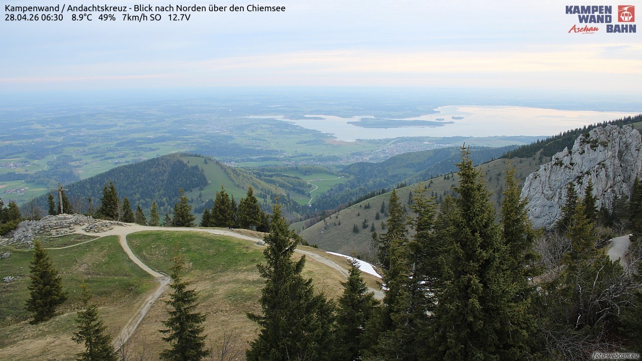 Archiv Foto Webcam Kampenwand - Blick nach Norden über den Chiemsee