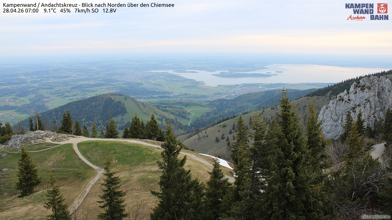 Archiv Foto Webcam Kampenwand - Blick nach Norden über den Chiemsee