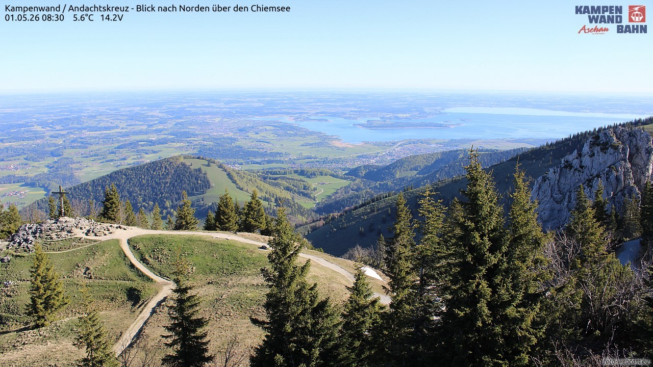 Archiv Foto Webcam Kampenwand - Blick nach Norden über den Chiemsee