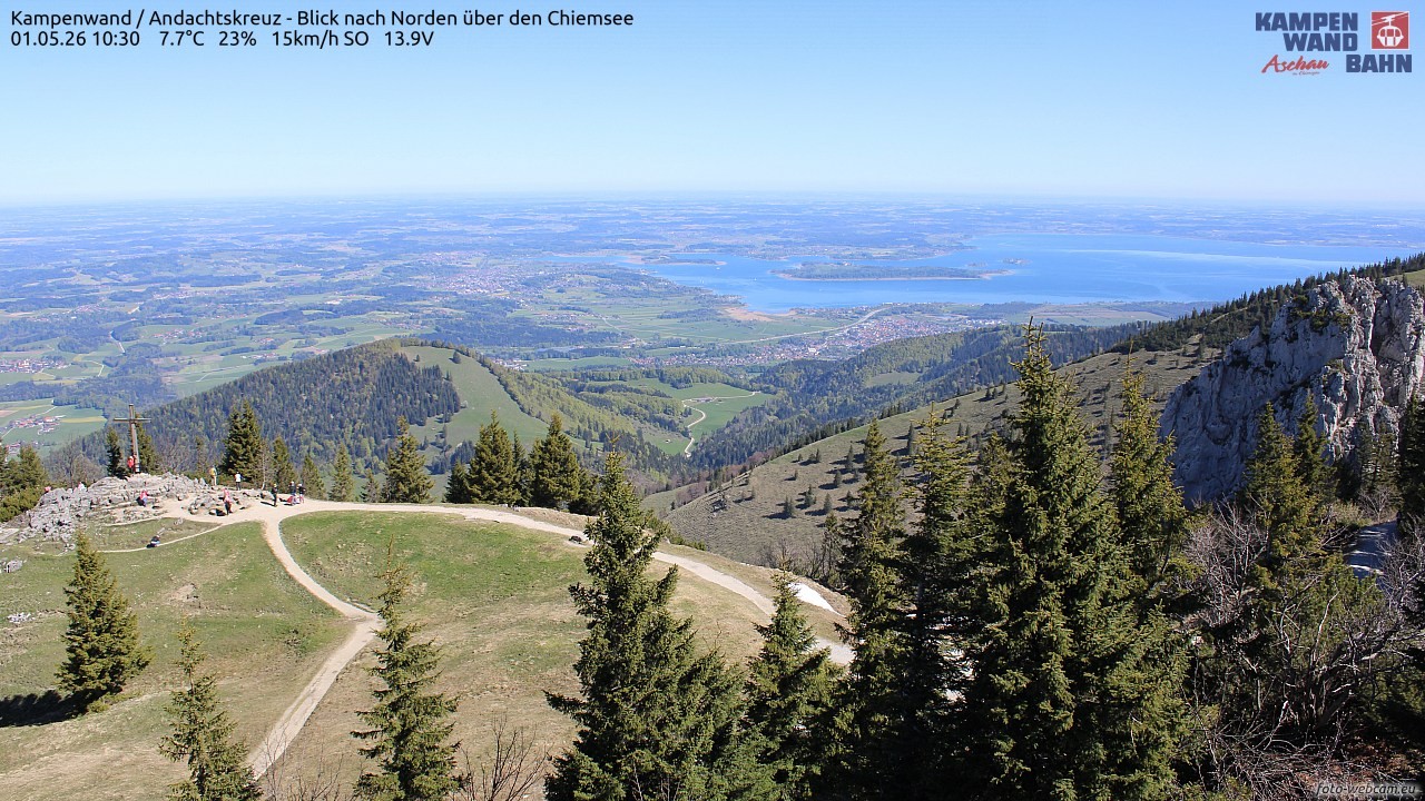 Archiv Foto Webcam Kampenwand - Blick nach Norden über den Chiemsee