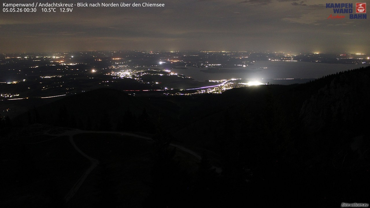 Archiv Foto Webcam Kampenwand - Blick nach Norden über den Chiemsee