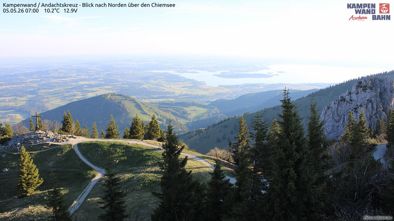 Archiv Foto Webcam Kampenwand - Blick nach Norden über den Chiemsee