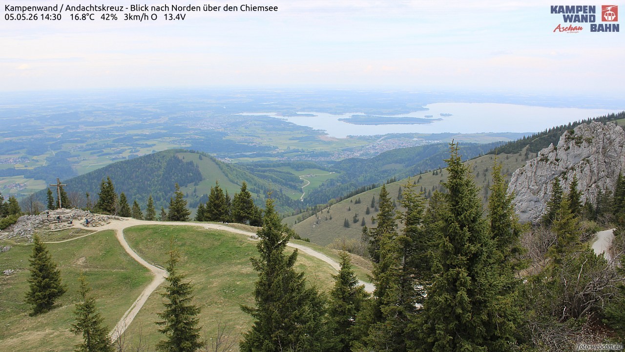 Archiv Foto Webcam Kampenwand - Blick nach Norden über den Chiemsee