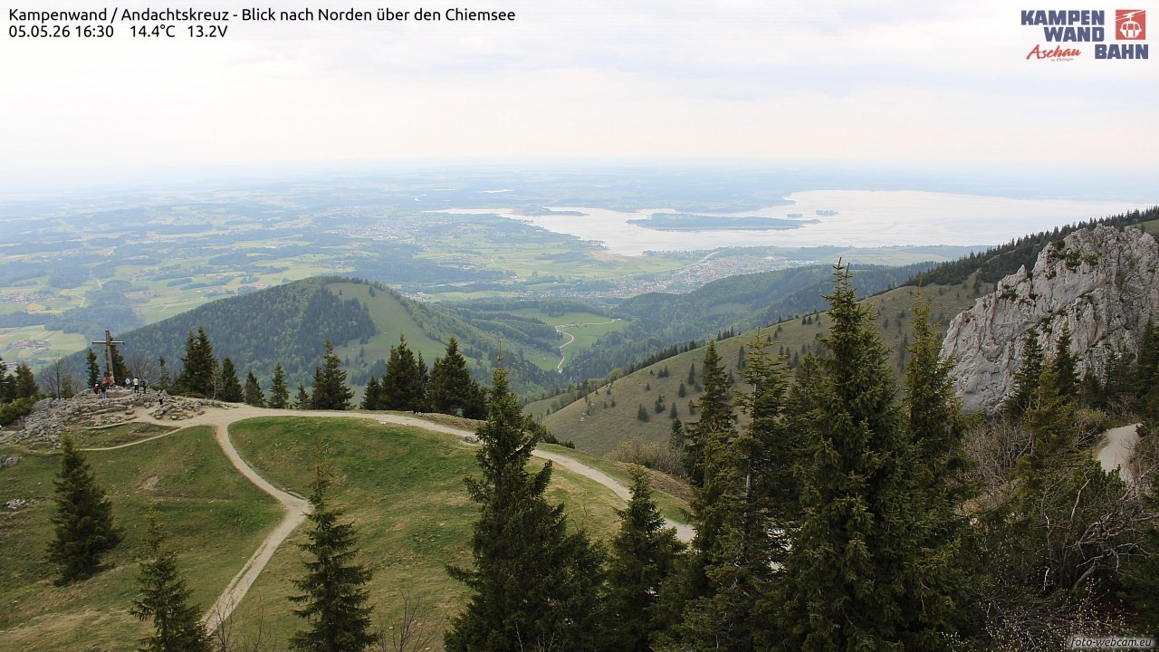 Archiv Foto Webcam Kampenwand - Blick nach Norden über den Chiemsee