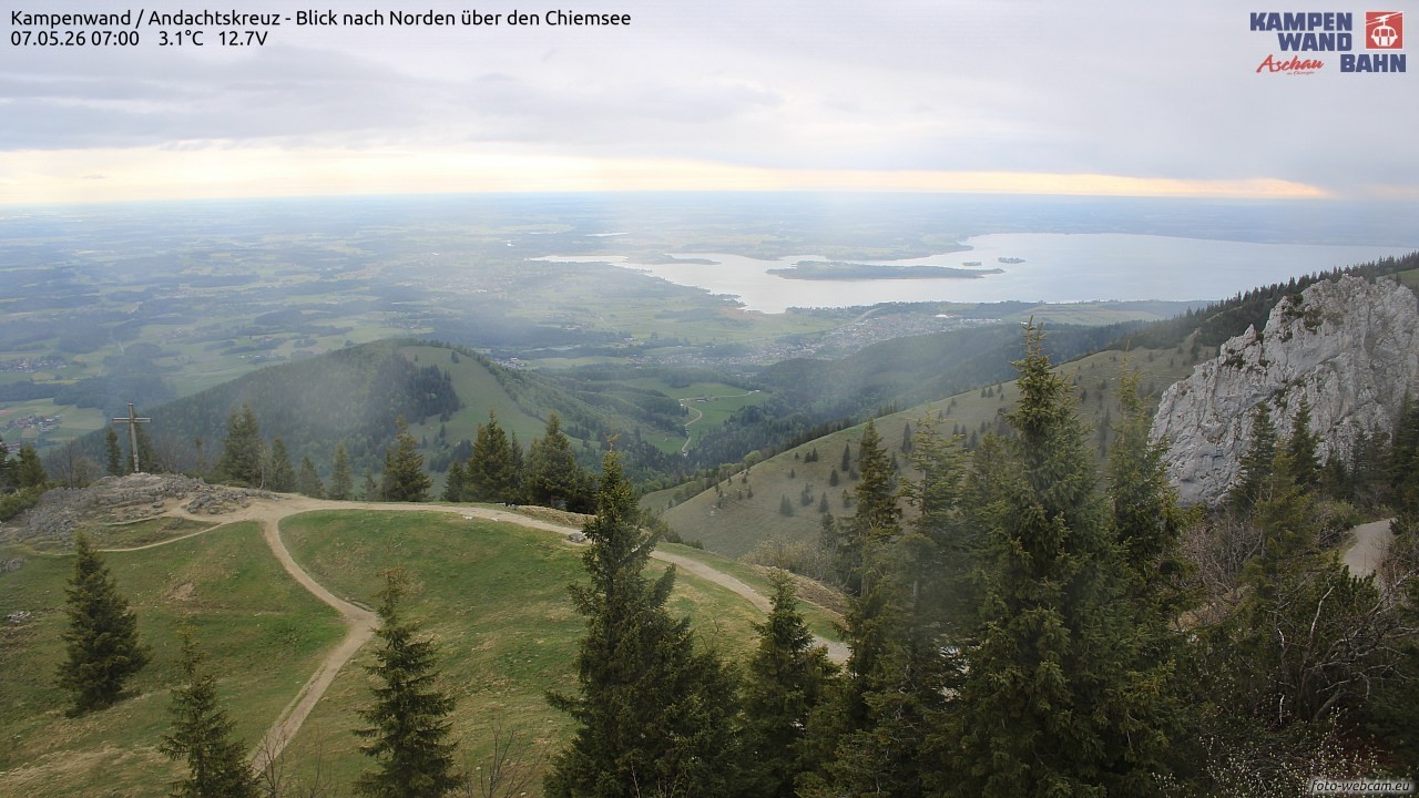 Archiv Foto Webcam Kampenwand - Blick nach Norden über den Chiemsee