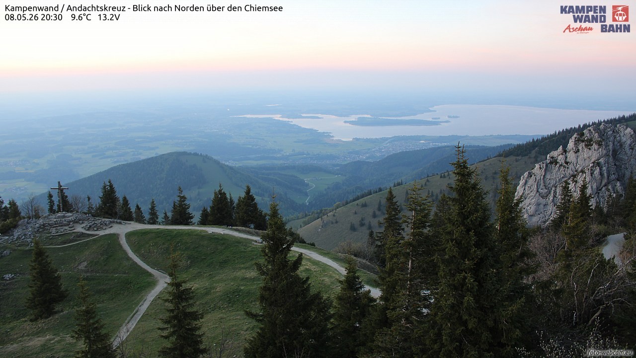 Archiv Foto Webcam Kampenwand - Blick nach Norden über den Chiemsee
