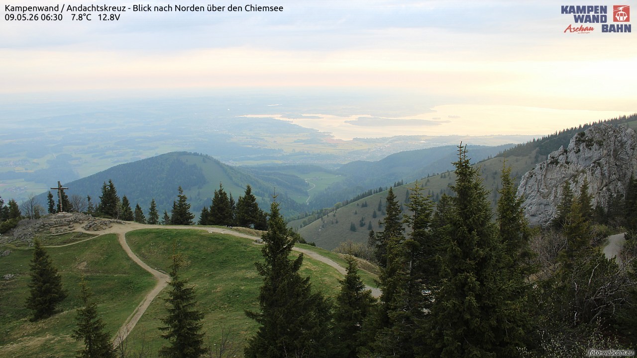 Archiv Foto Webcam Kampenwand - Blick nach Norden über den Chiemsee