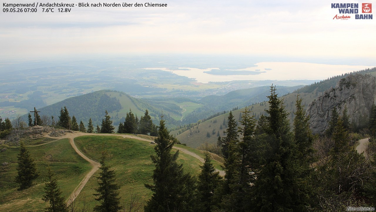 Archiv Foto Webcam Kampenwand - Blick nach Norden über den Chiemsee